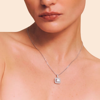 Collar Cuadrado Diamante