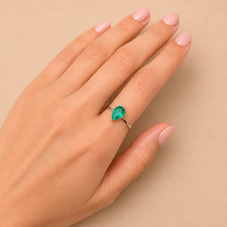 Pear Emerald Ring
